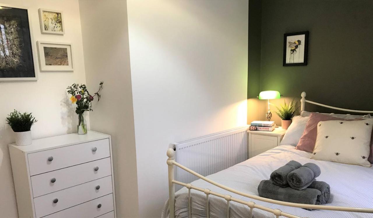 Stylish Modern 3-Bed House Nr Manchester City Ctr Whitefield Extérieur photo