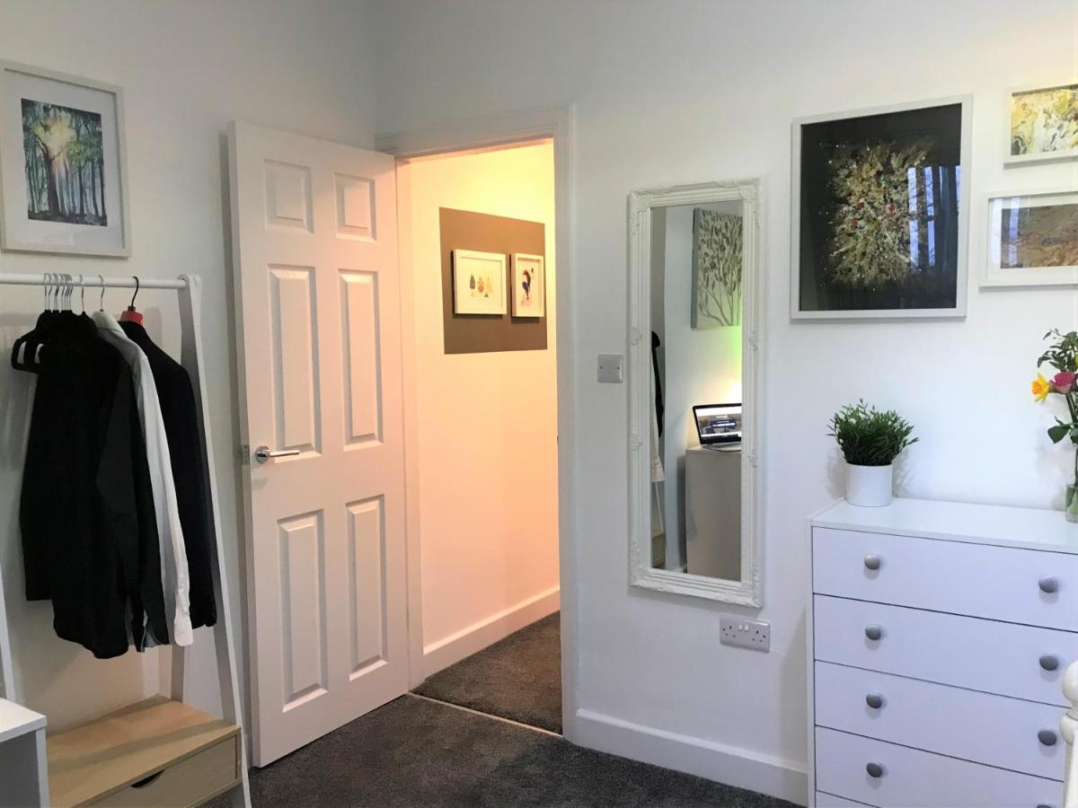Stylish Modern 3-Bed House Nr Manchester City Ctr Whitefield Extérieur photo