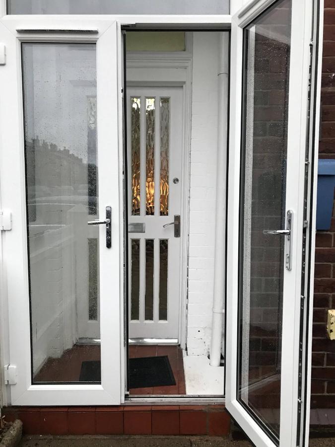 Stylish Modern 3-Bed House Nr Manchester City Ctr Whitefield Extérieur photo