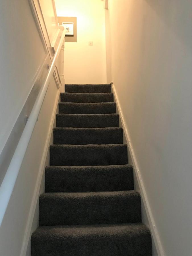 Stylish Modern 3-Bed House Nr Manchester City Ctr Whitefield Extérieur photo