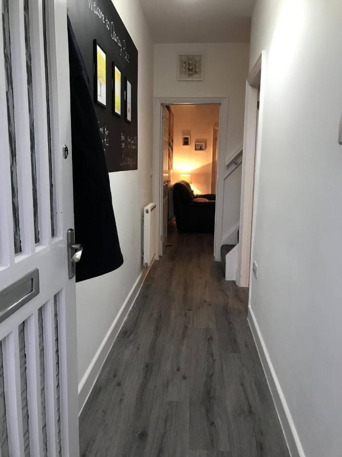 Stylish Modern 3-Bed House Nr Manchester City Ctr Whitefield Extérieur photo