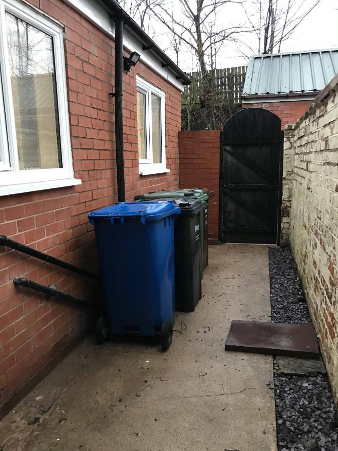Stylish Modern 3-Bed House Nr Manchester City Ctr Whitefield Extérieur photo