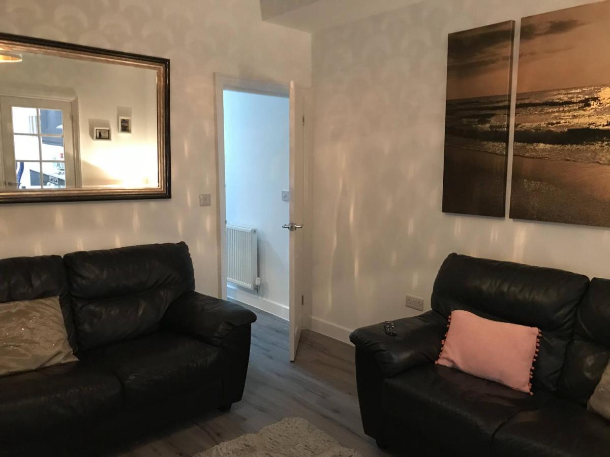 Stylish Modern 3-Bed House Nr Manchester City Ctr Whitefield Extérieur photo