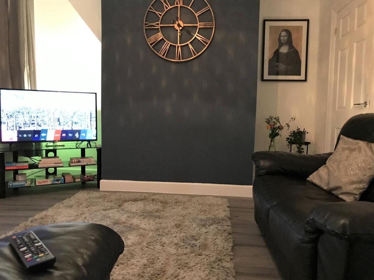 Stylish Modern 3-Bed House Nr Manchester City Ctr Whitefield Extérieur photo